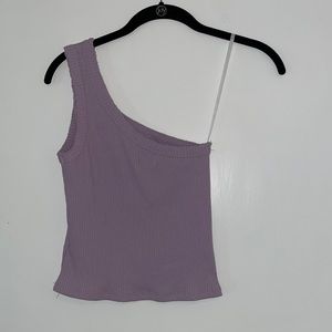 Urban one shoulder top.